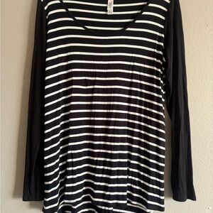 LuLaRoe Black and White Striped Top
